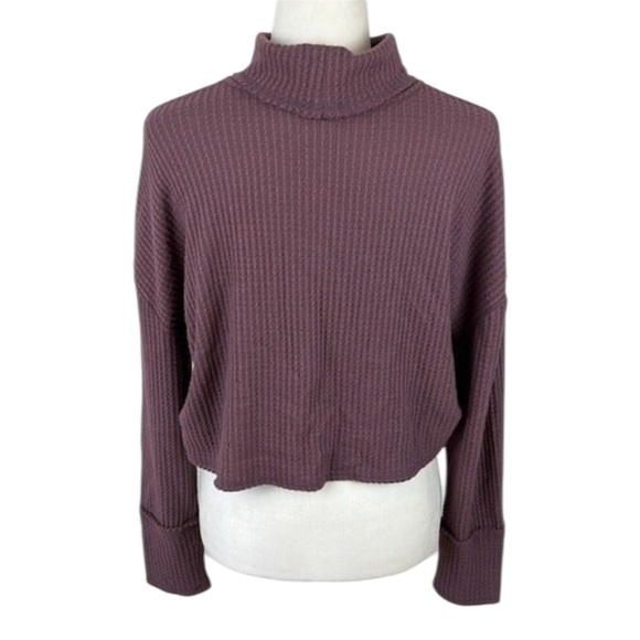 Wild Fable Purple Turtleneck Cropped Lightweight Sweater Size M - Picture 4 of 8